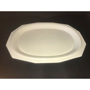 Farmhouse Classic – Pfaltzgraff White Heritage Oval Serving Dish